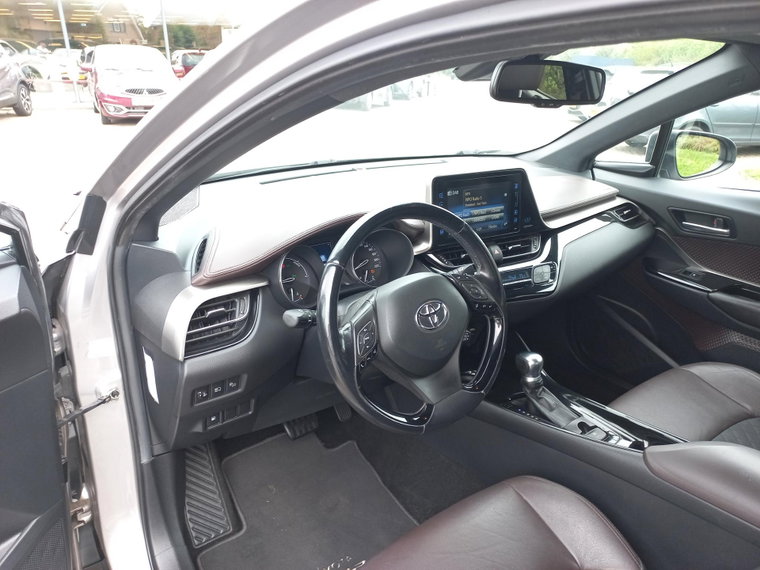 Vehicle Image 7