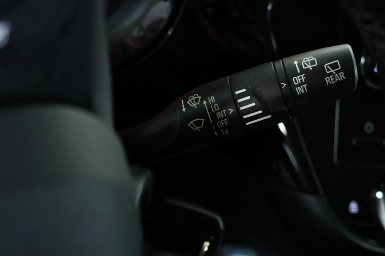 Vehicle Image 24