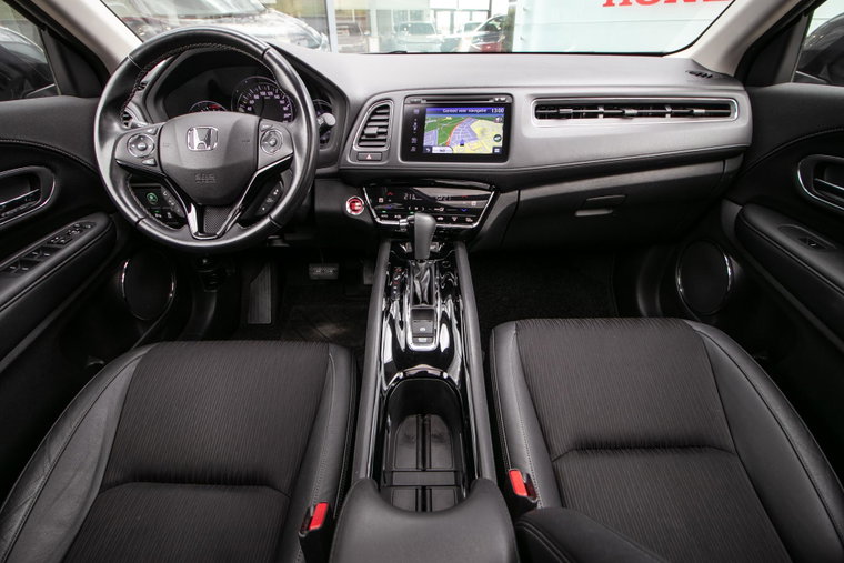 Vehicle Image 15