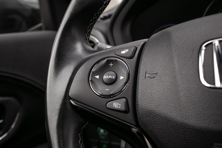Vehicle Image 40