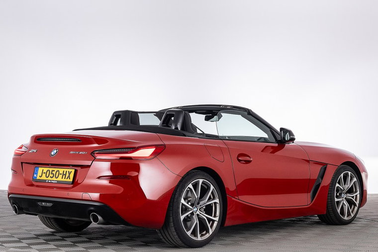 Vehicle Image 31