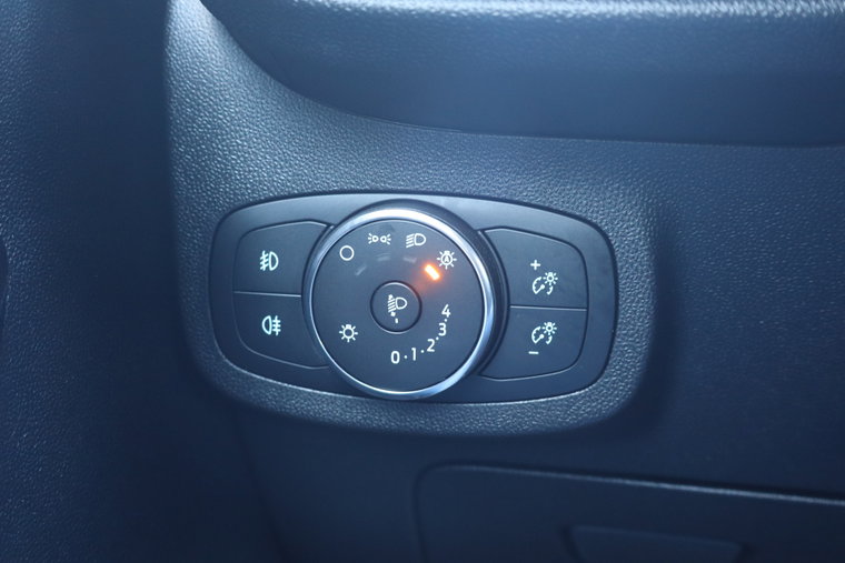 Vehicle Image 20