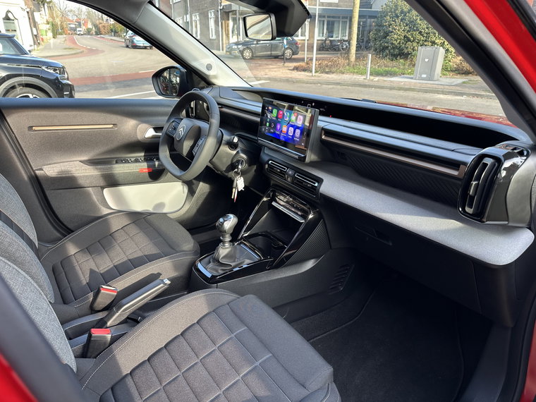 Vehicle Image 27