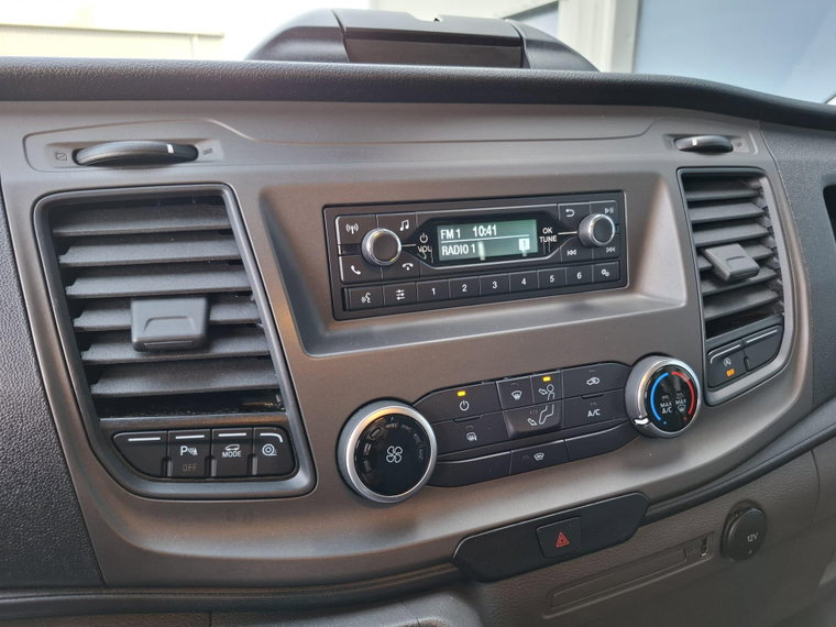Vehicle Image 28