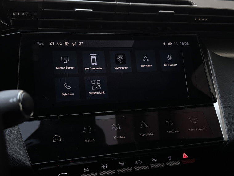 Vehicle Image 38