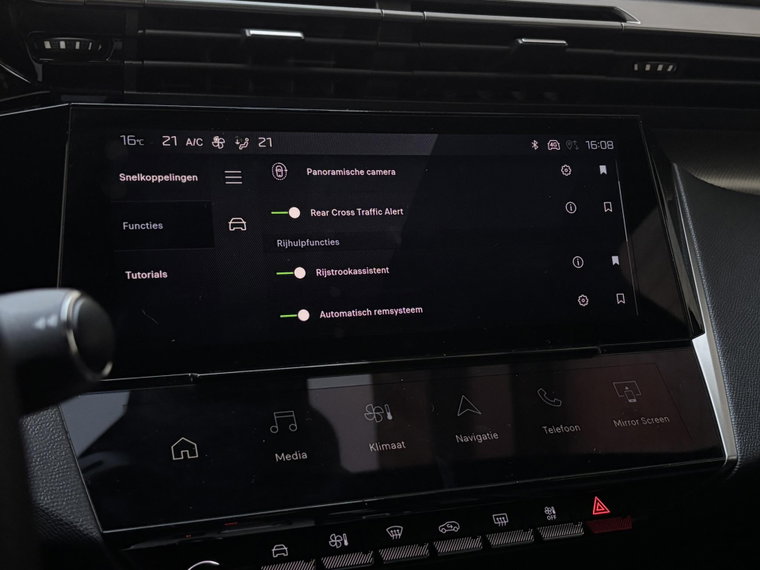 Vehicle Image 39