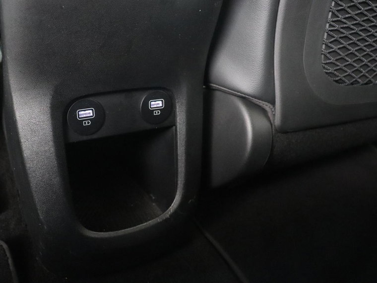 Vehicle Image 39