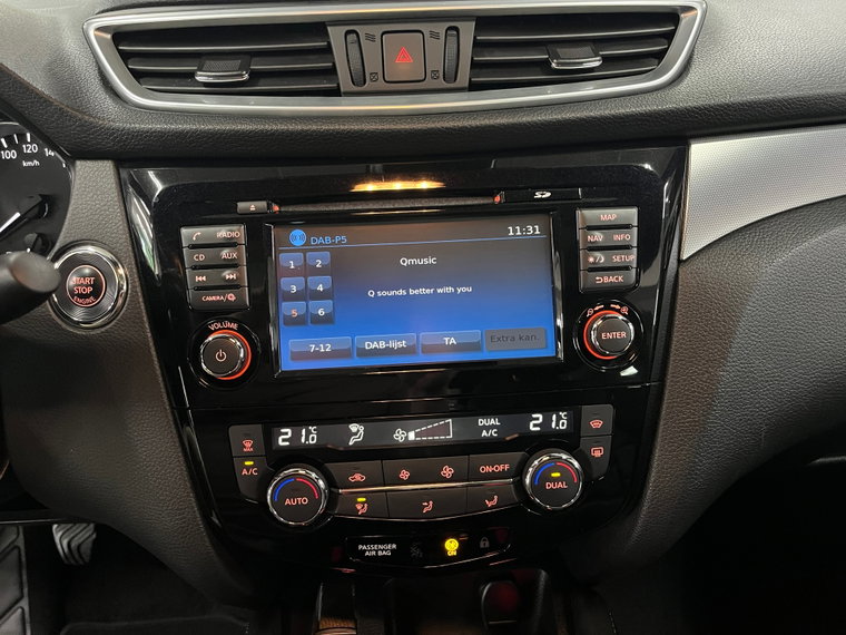 Vehicle Image 26