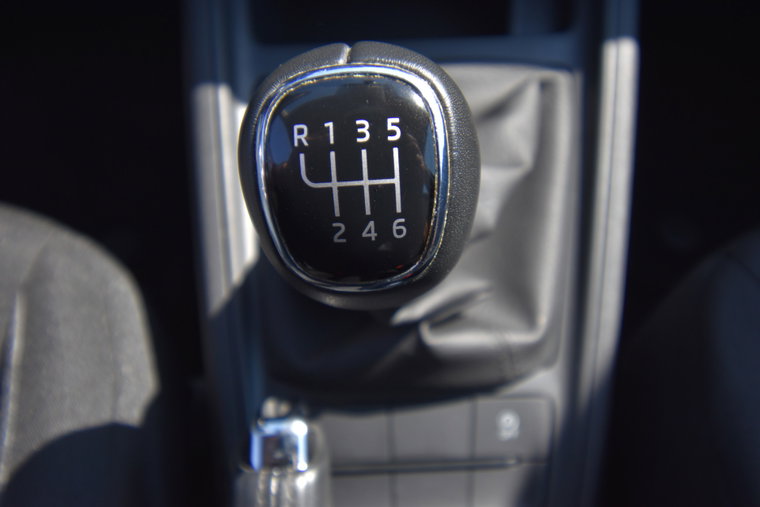 Vehicle Image 23