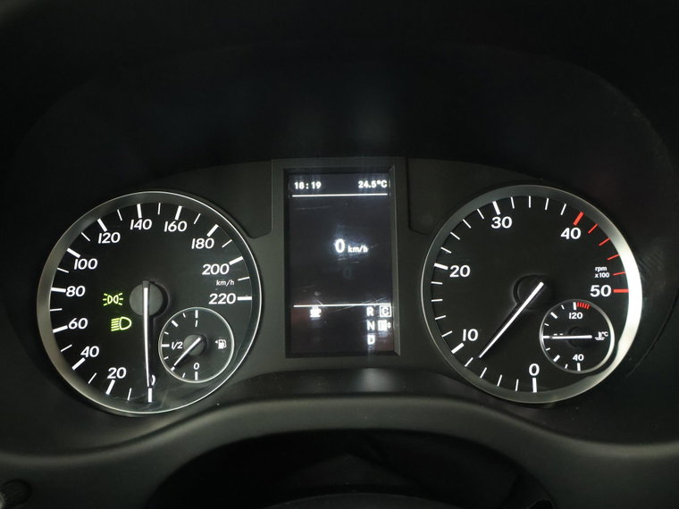 Vehicle Image 31