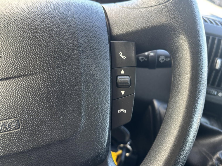 Vehicle Image 29