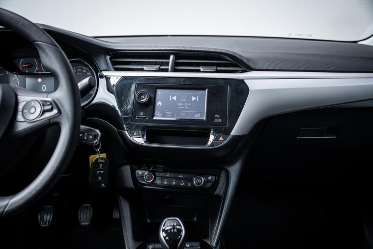 Vehicle Image 18