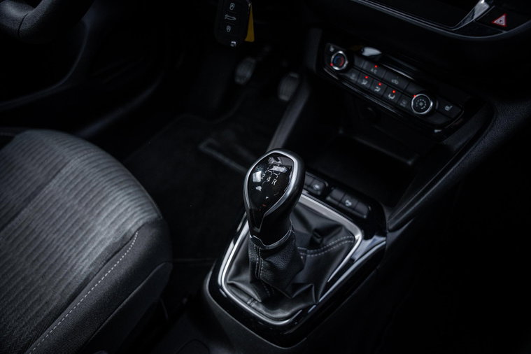 Vehicle Image 23