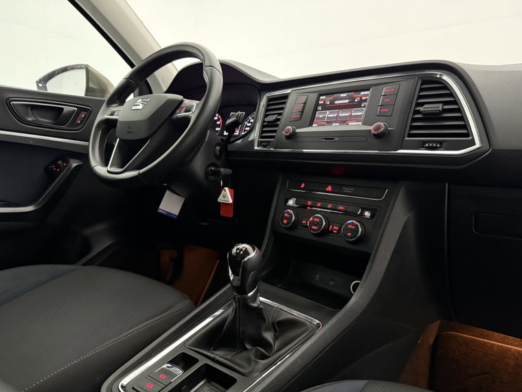 Vehicle Image 26