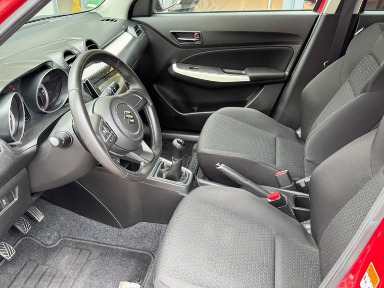 Vehicle Image 14