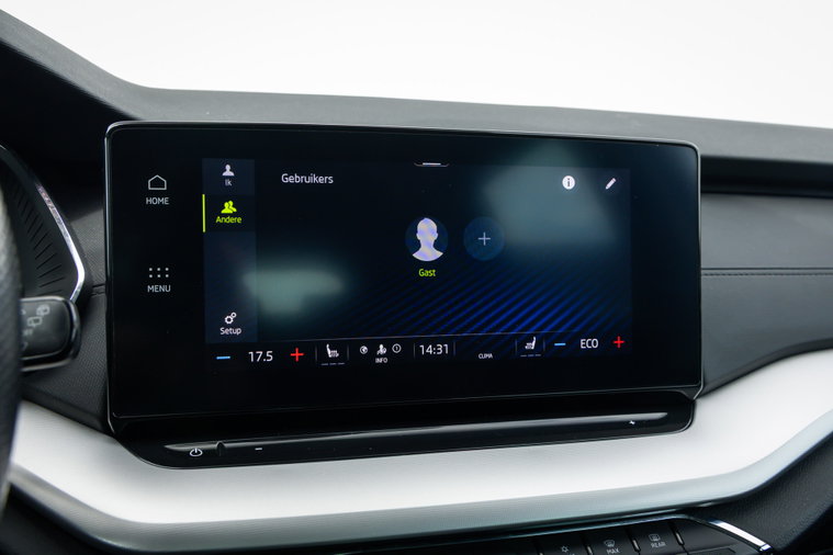 Vehicle Image 36