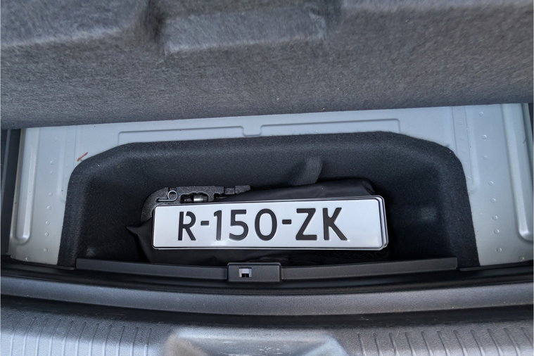 Vehicle Image 46