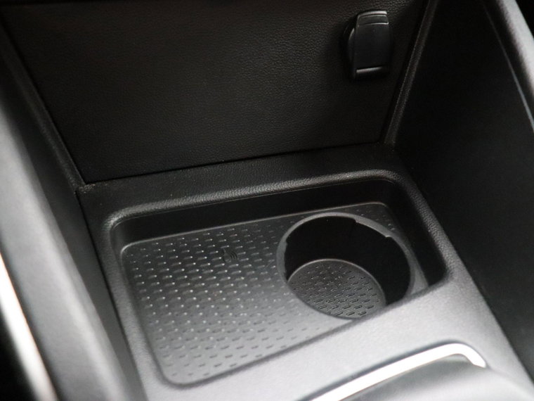 Vehicle Image 28