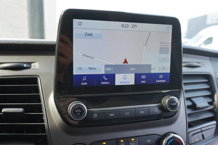 Vehicle Image 13
