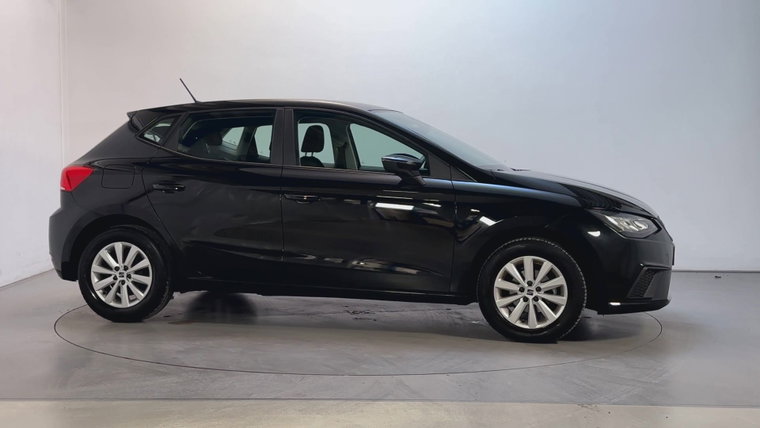 Vehicle Image 12
