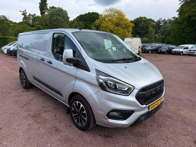 Vehicle Image 13