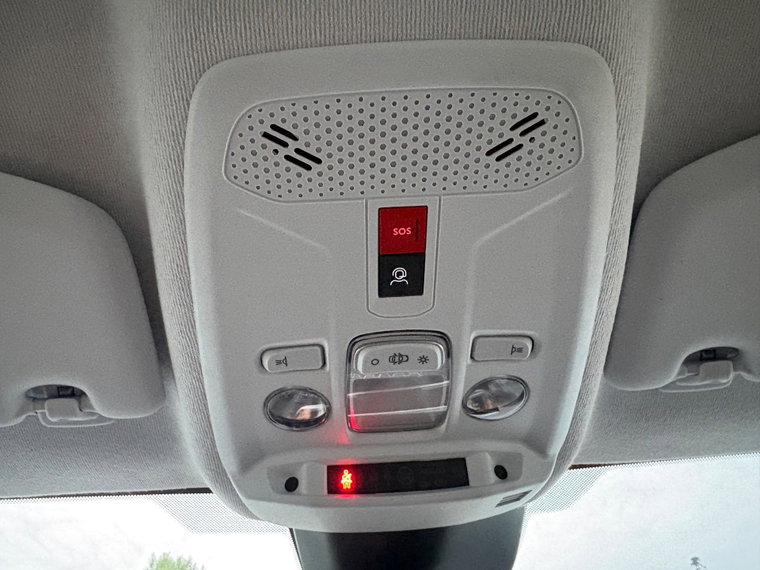 Vehicle Image 38