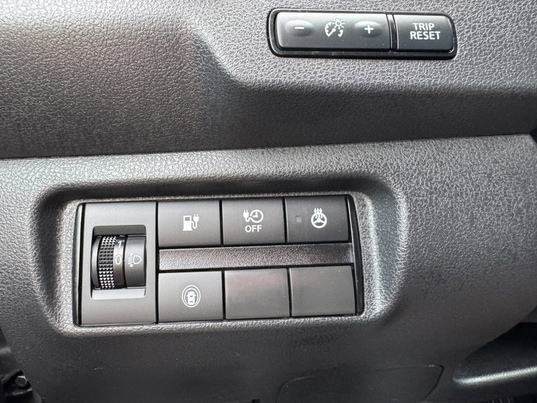Vehicle Image 38