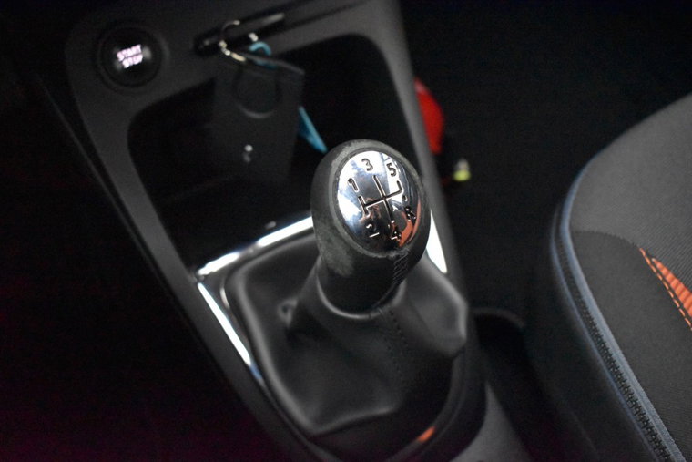 Vehicle Image 27