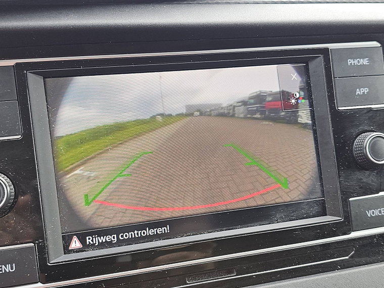 Vehicle Image 17