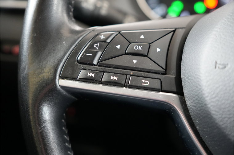 Vehicle Image 26