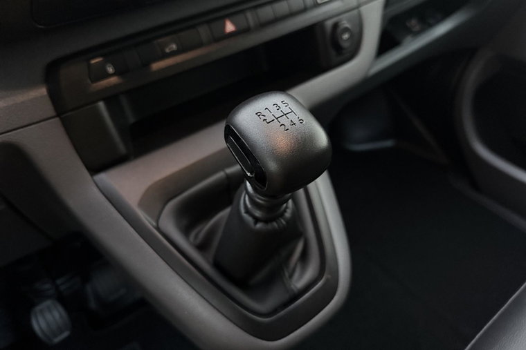 Vehicle Image 26