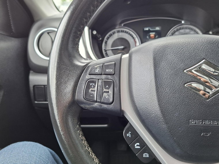Vehicle Image 17