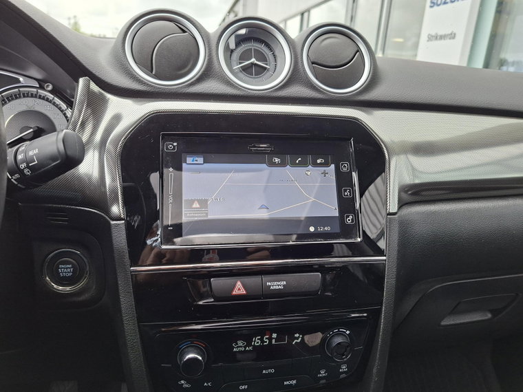 Vehicle Image 22