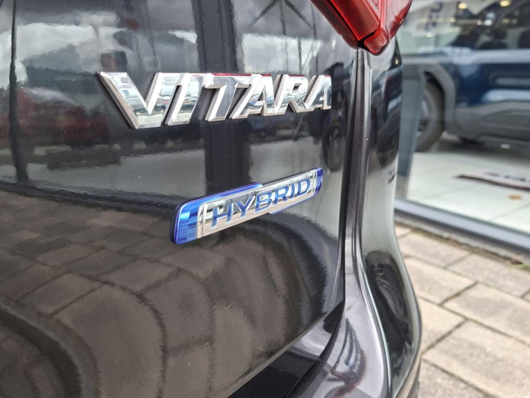 Vehicle Image 9