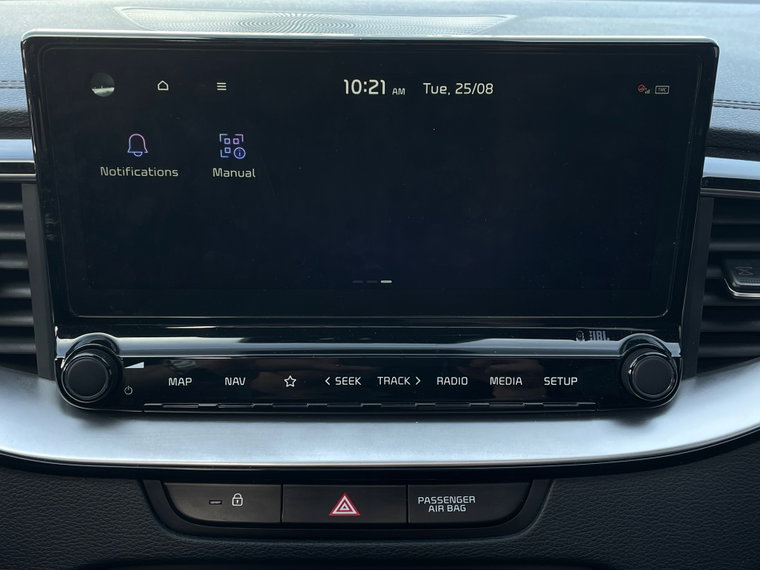 Vehicle Image 23
