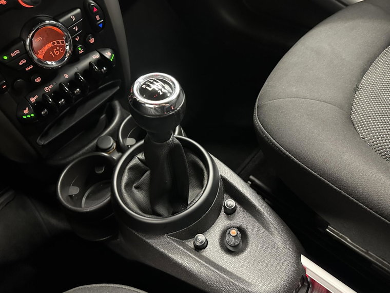 Vehicle Image 45