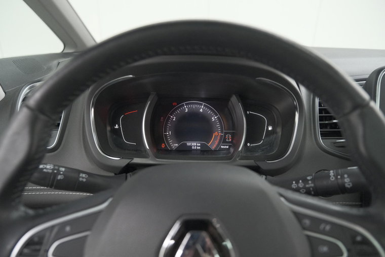 Vehicle Image 38
