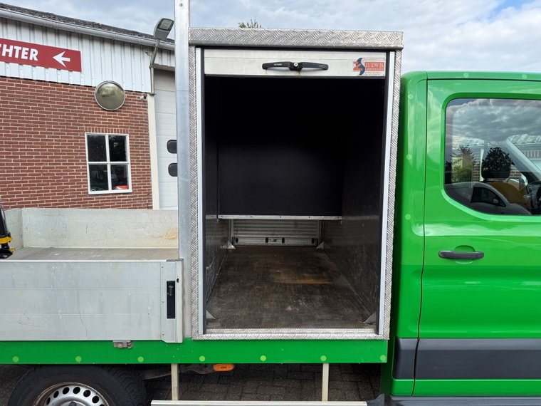Vehicle Image 22