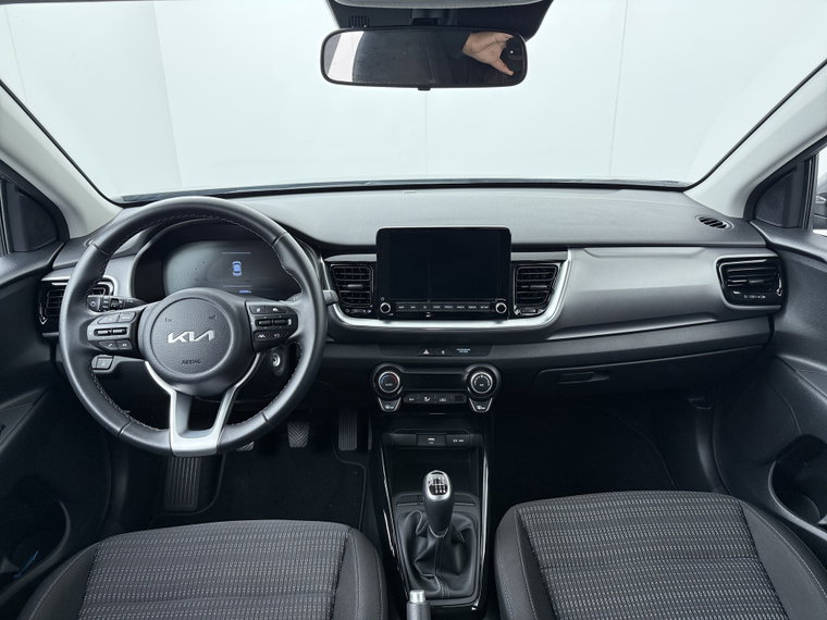 Vehicle Image 37