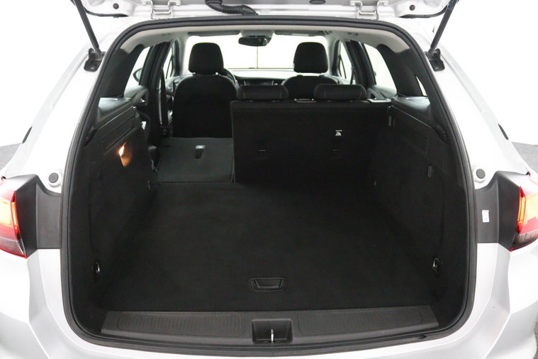 Vehicle Image 40