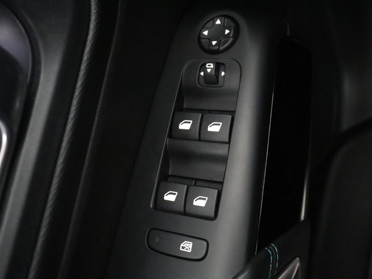 Vehicle Image 33