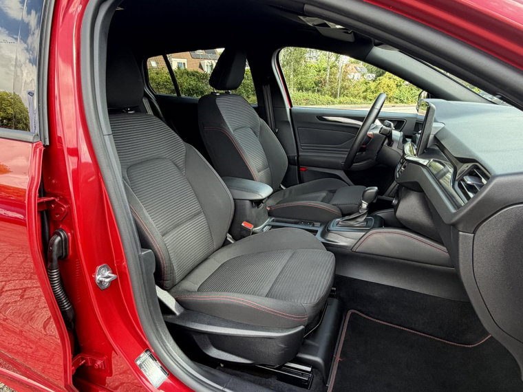 Vehicle Image 21
