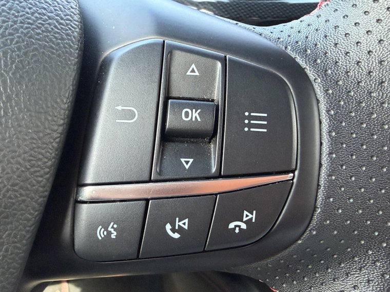 Vehicle Image 29