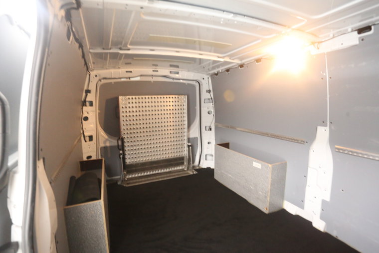 Vehicle Image 22