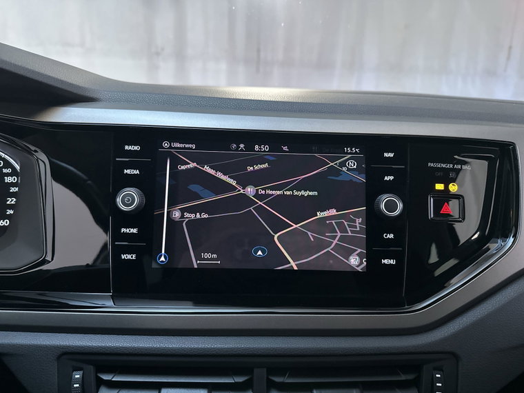 Vehicle Image 11
