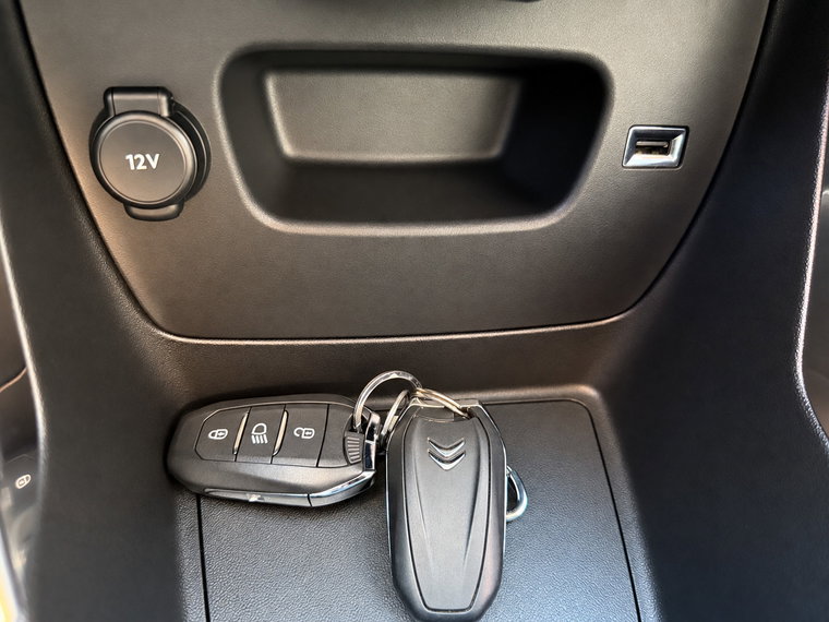 Vehicle Image 39