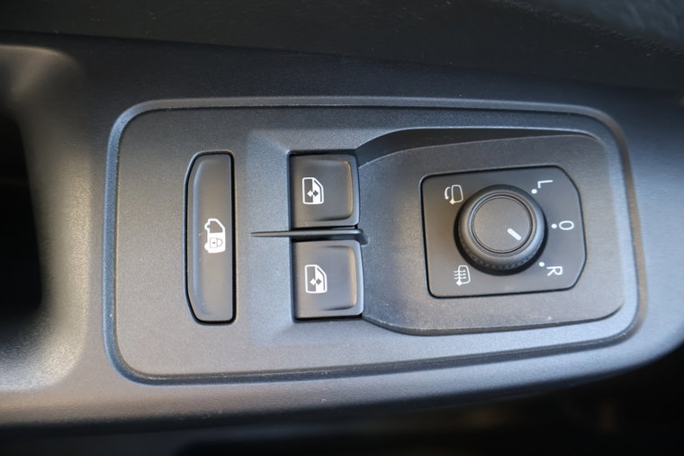 Vehicle Image 26