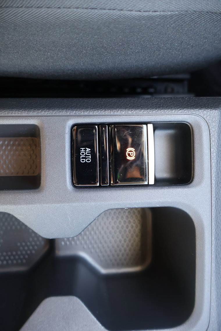 Vehicle Image 35