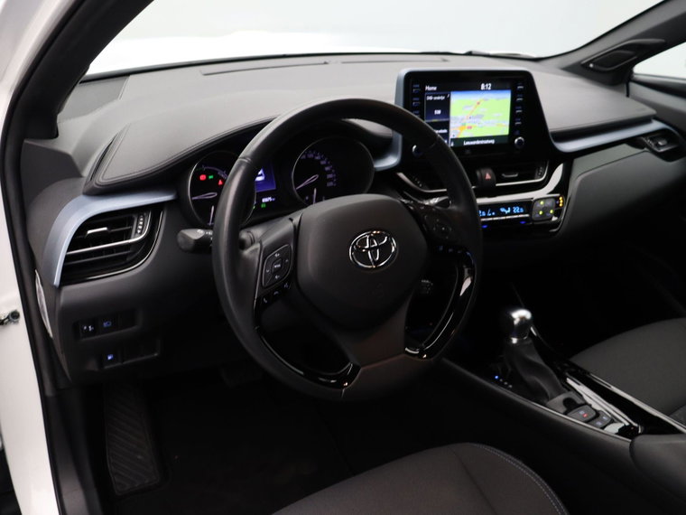 Vehicle Image 12