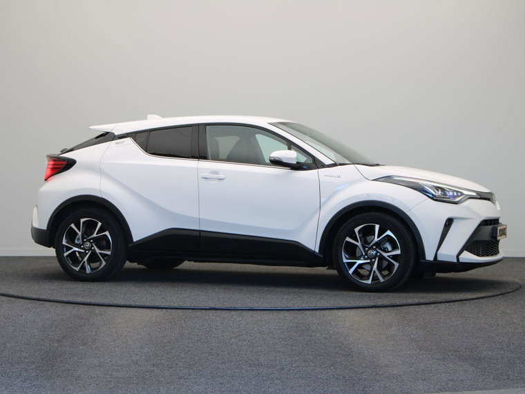 Vehicle Image 9
